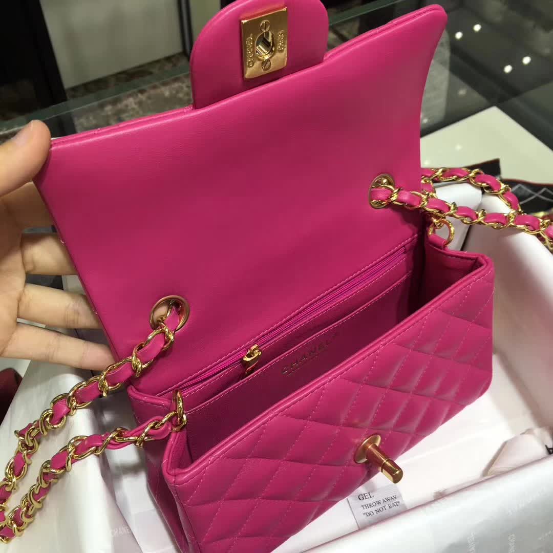 Chanel 香奈儿 Classic Flap  小羊皮 玫红色 20cm 金