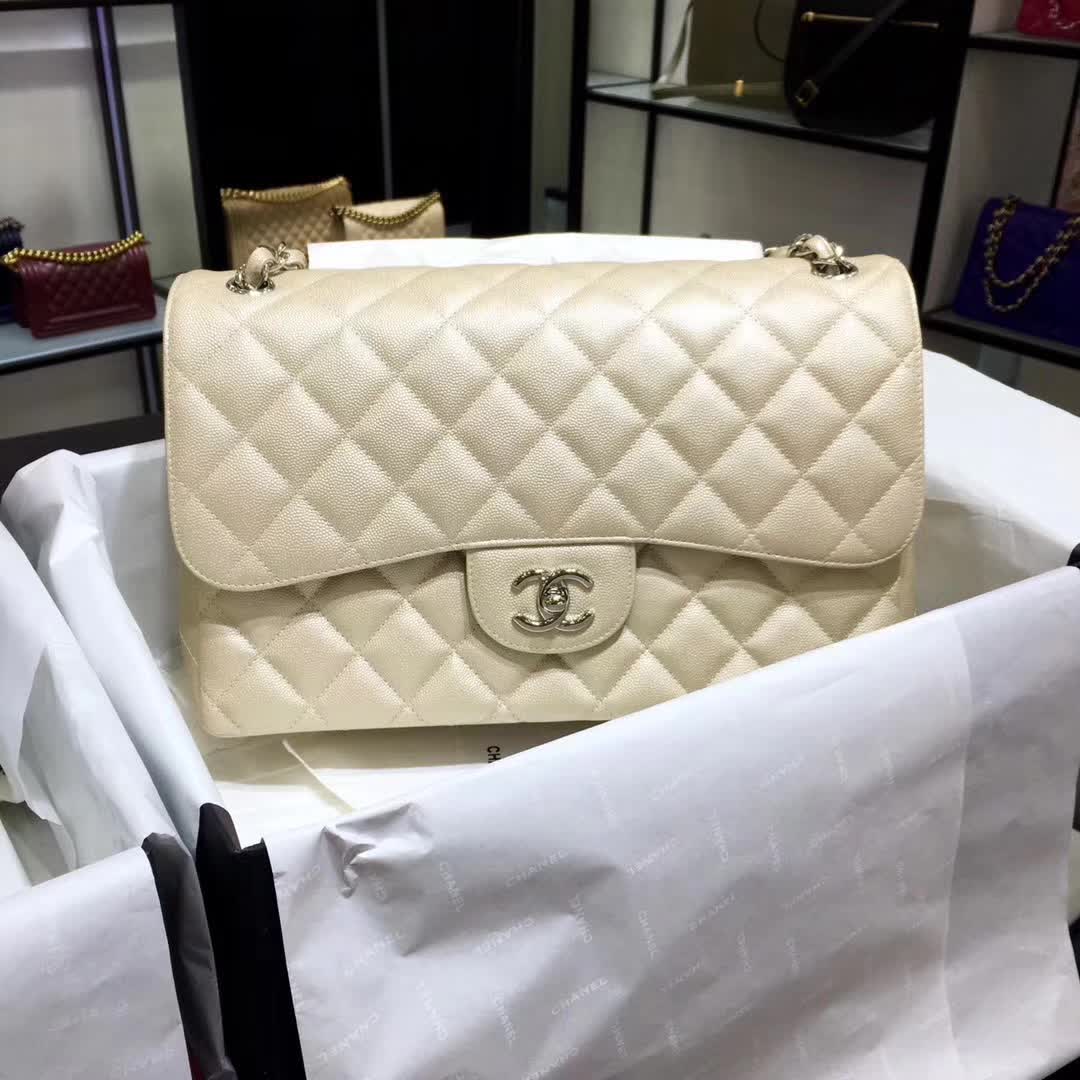 广州白云皮具城 Classic Flap 小鱼子酱 金色  30cm 银 香奈儿女包