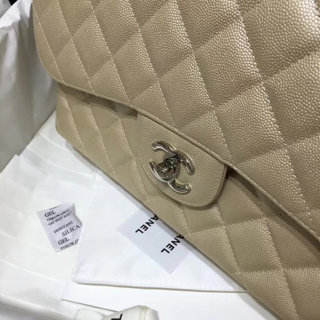 广州白云皮具城 Classic Flap 小鱼子酱 金色  30cm 银 香奈儿女包