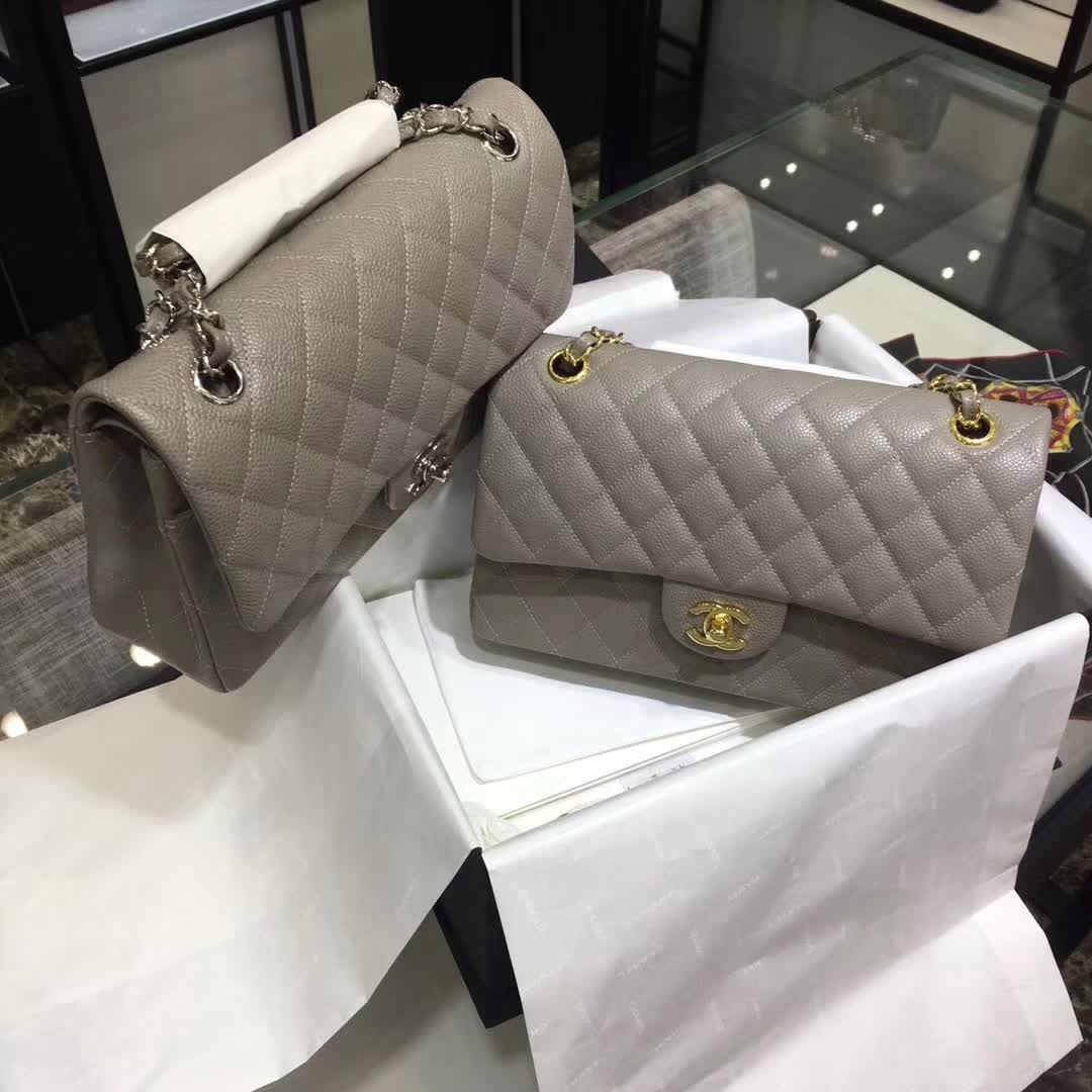 Chanel 香奈儿 Classic Flap 鱼子酱 灰色 25cm 金