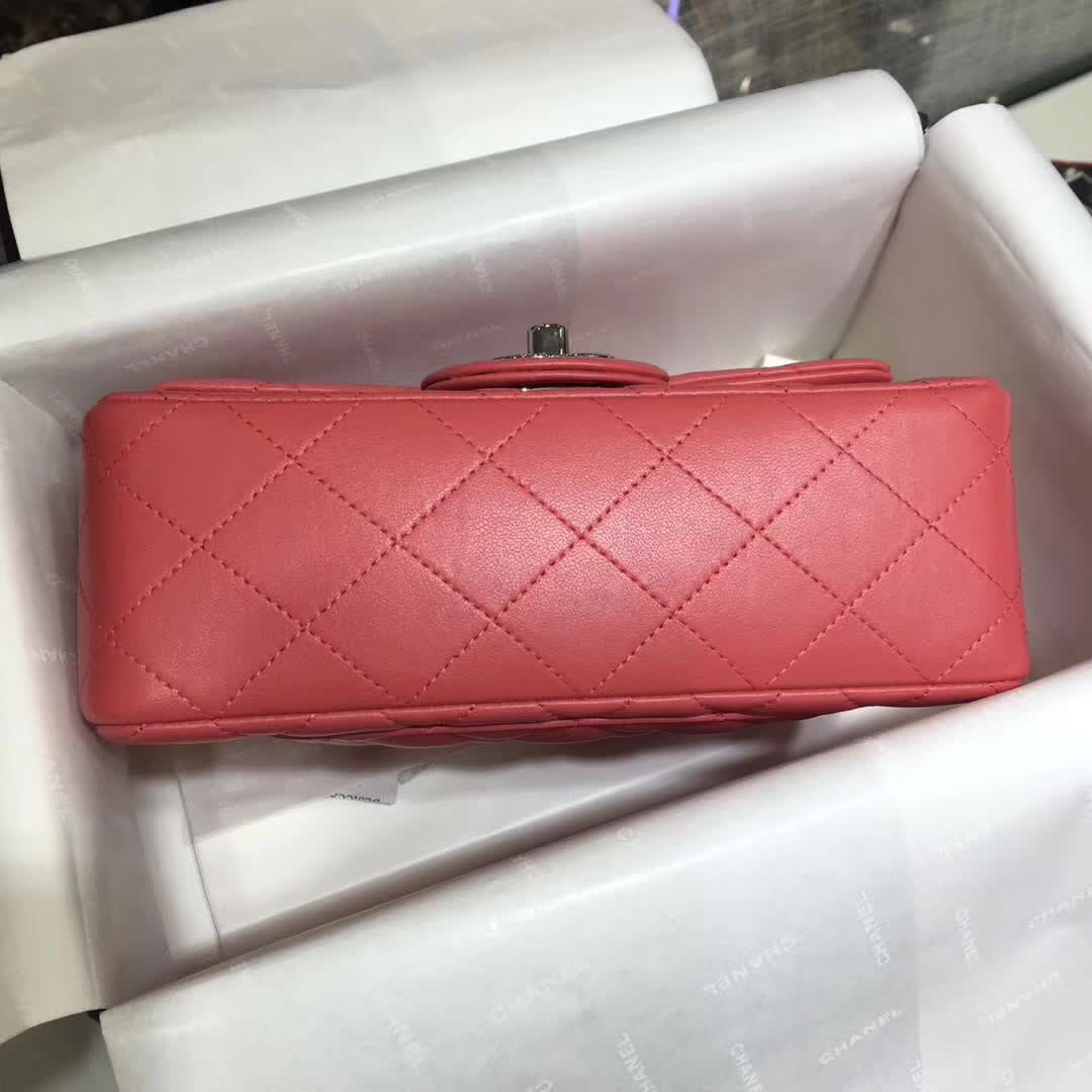 Chanel 香奈儿 Classic Flap 小羊皮 西瓜红 20cm 银