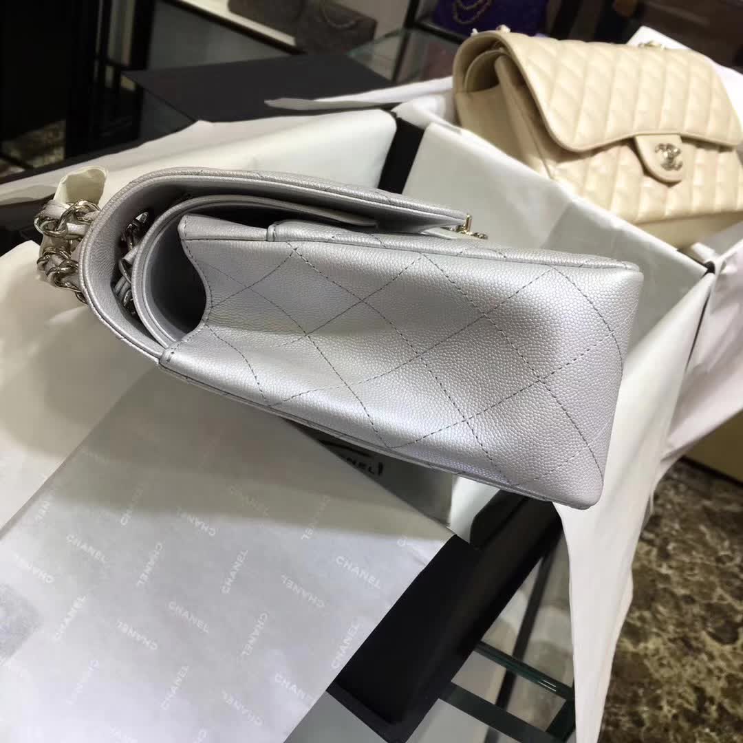 Chanel 香奈儿 Classic Flap  小鱼子酱 银色 30cm  银