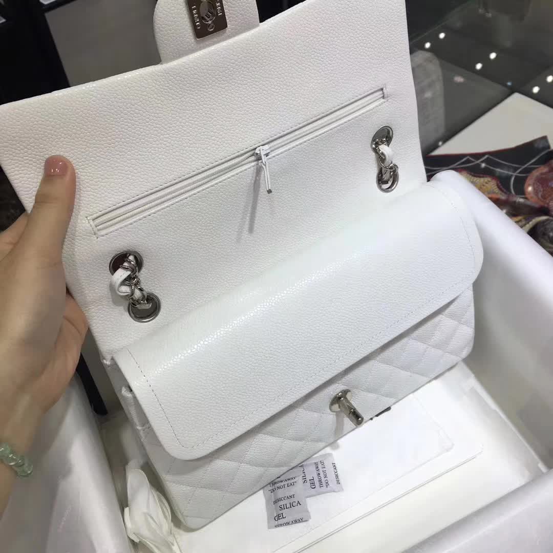 Chanel 香奈儿 Classic Flap 鱼子酱 白色 25cm  银五金