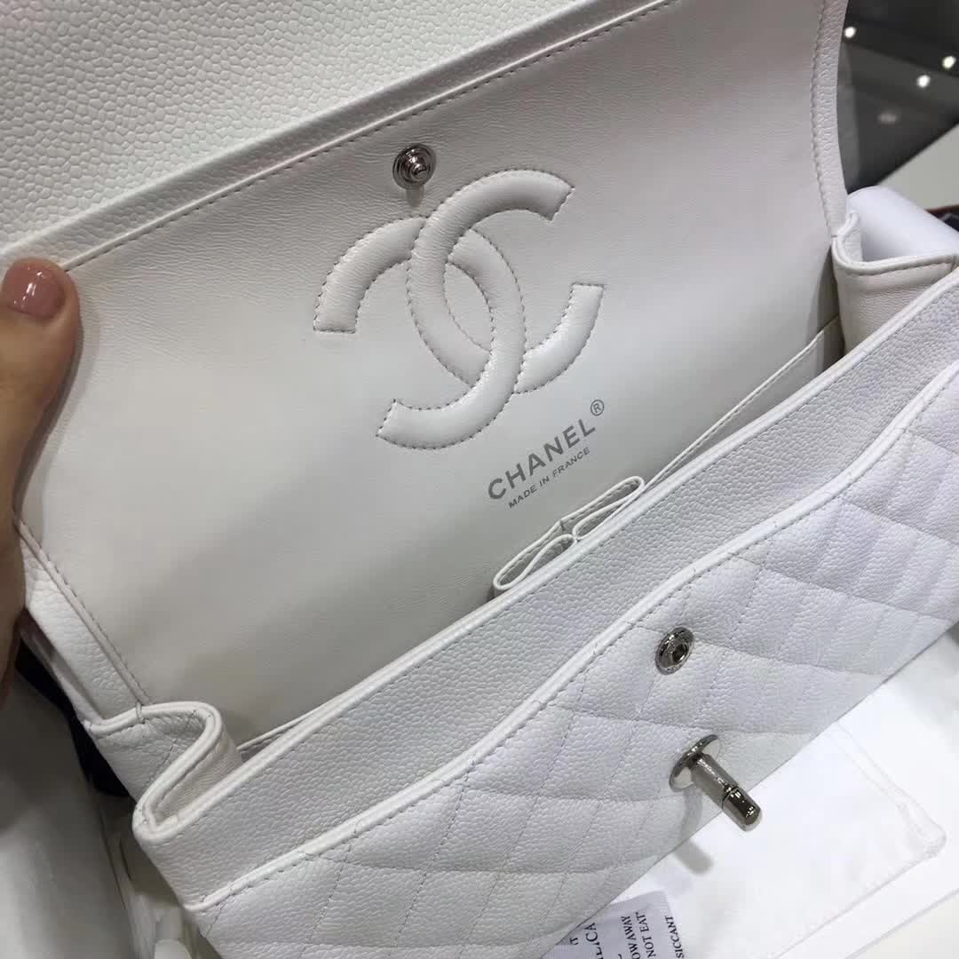 Chanel 香奈儿 Classic Flap 鱼子酱 白色 25cm  银五金