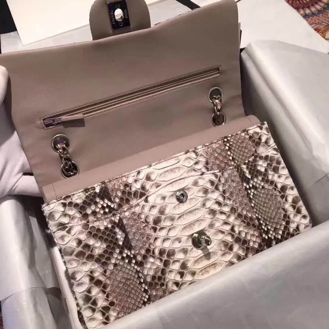 Chanel 香奈儿 Classic Flap  蛇皮 原花色 25cm 银 广州白云皮具城