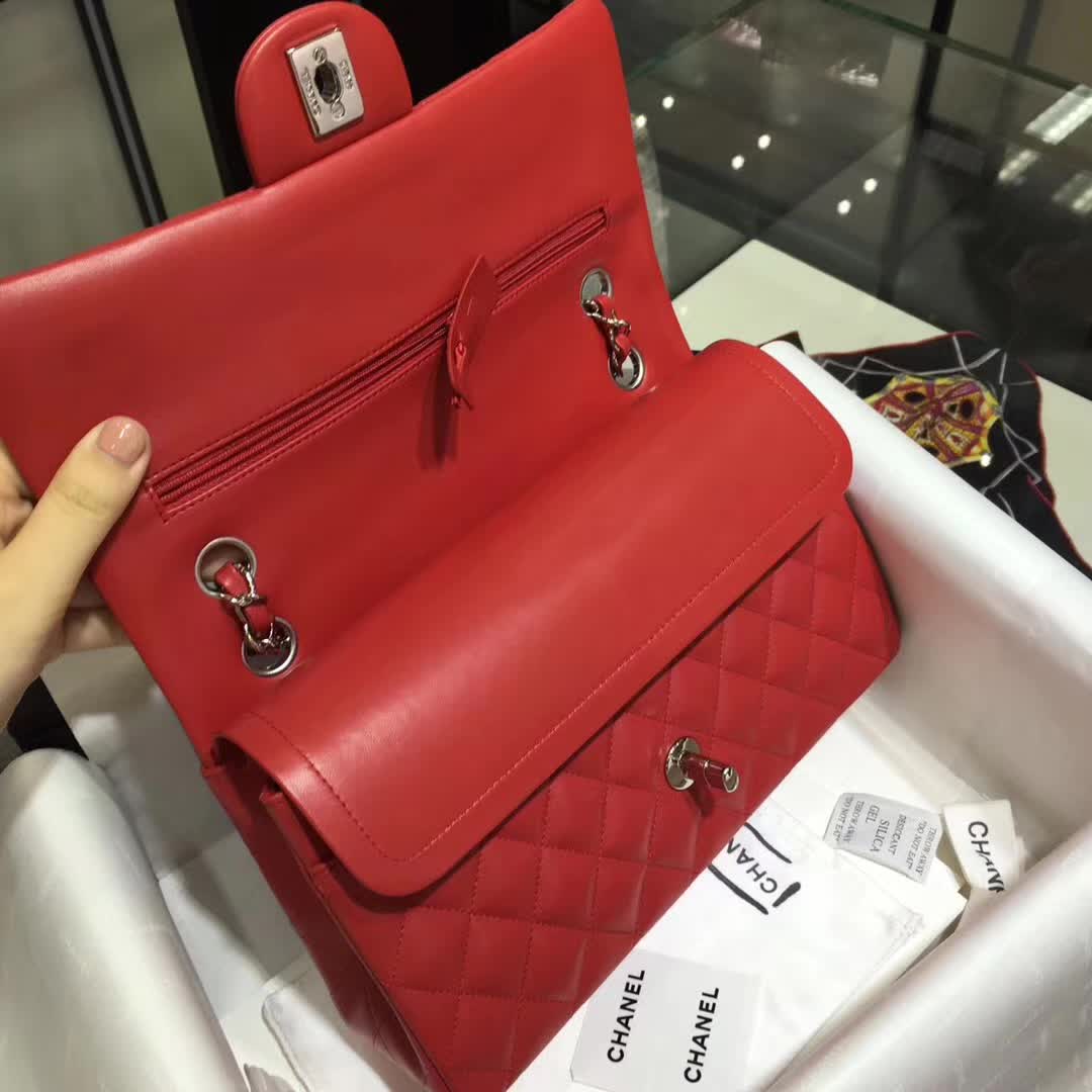 Chanel 香奈儿 Classic Flap 小羊皮 大红色 25cm  银五金