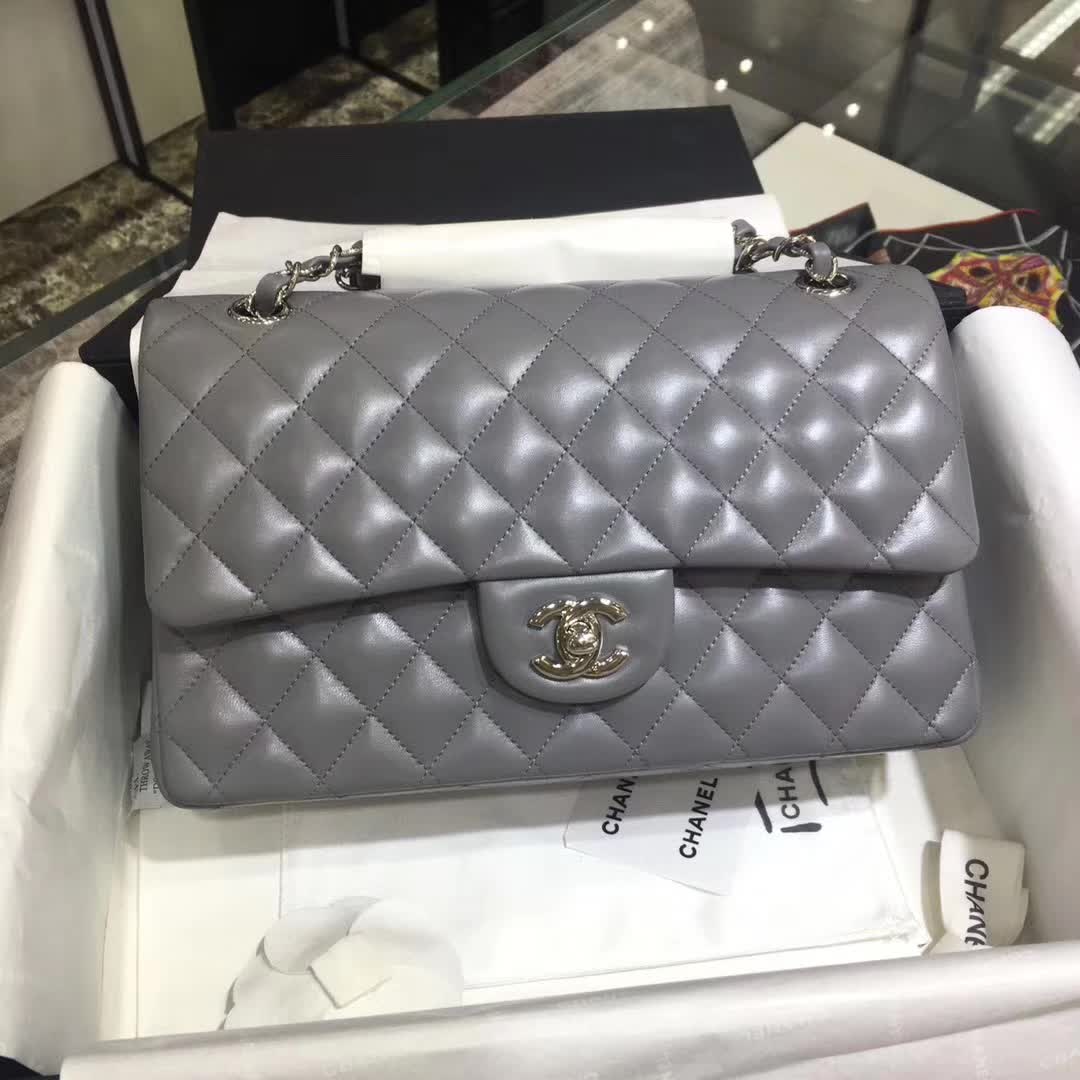 Chanel 香奈儿 Classic Flap 小羊皮 锡器灰 25cm 银扣