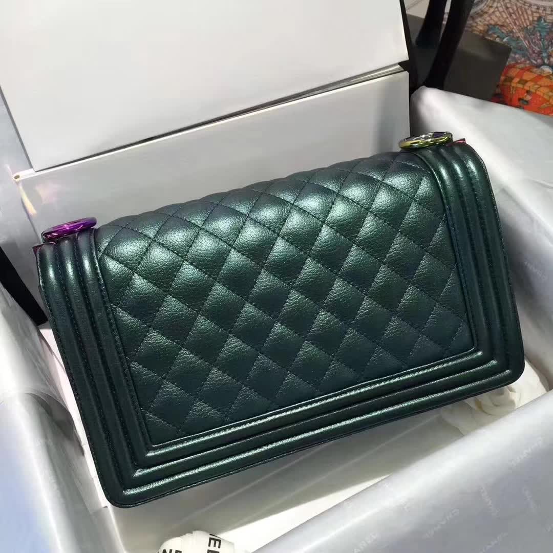 Chanel 香奈儿 Leboy 绵羊皮 绿色 25cm 彩金 厂家直销