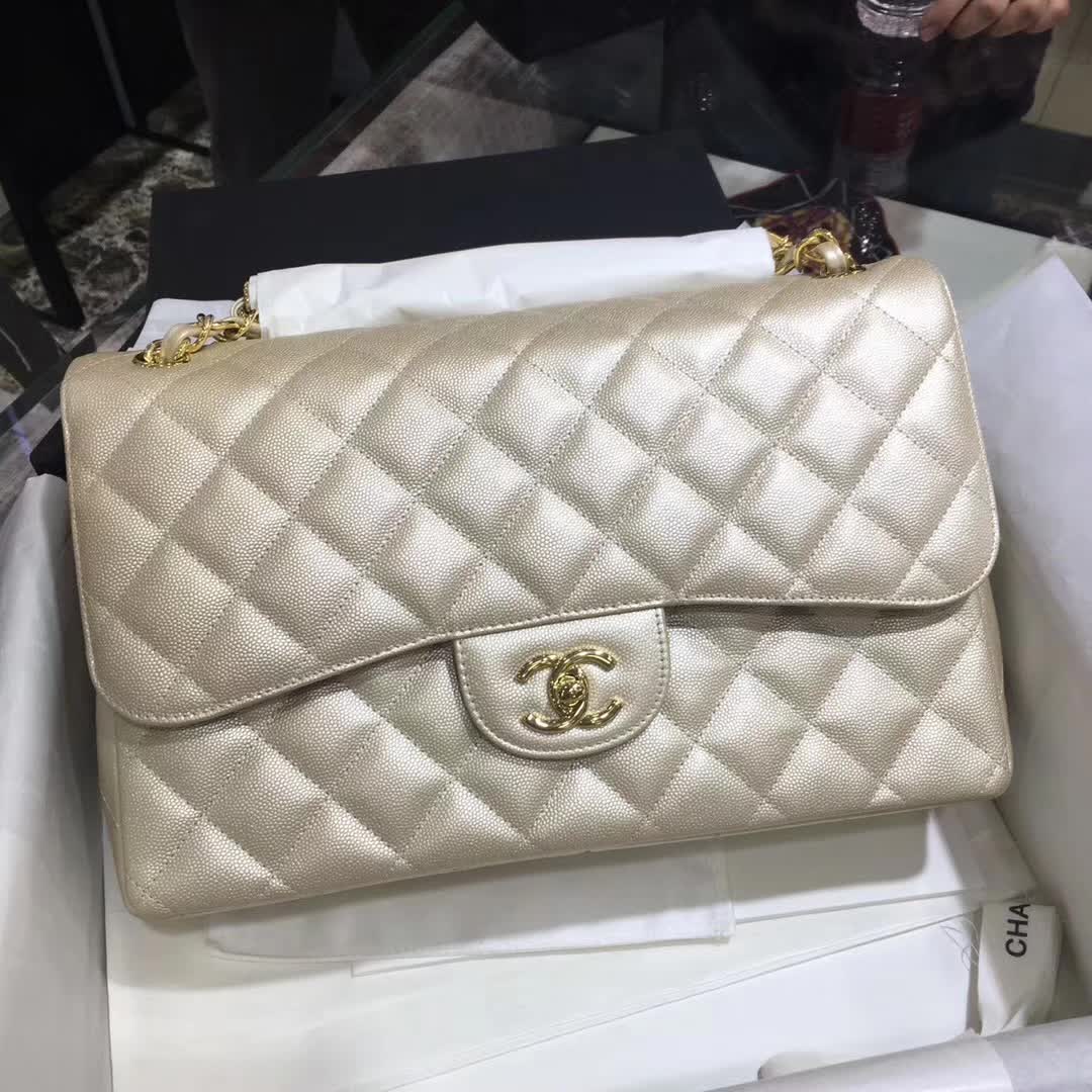 香奈儿女包批发 Classic Flap 鱼子酱 金色 30cm 金扣