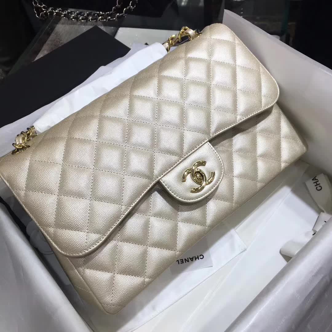 香奈儿女包批发 Classic Flap 鱼子酱 金色 30cm 金扣