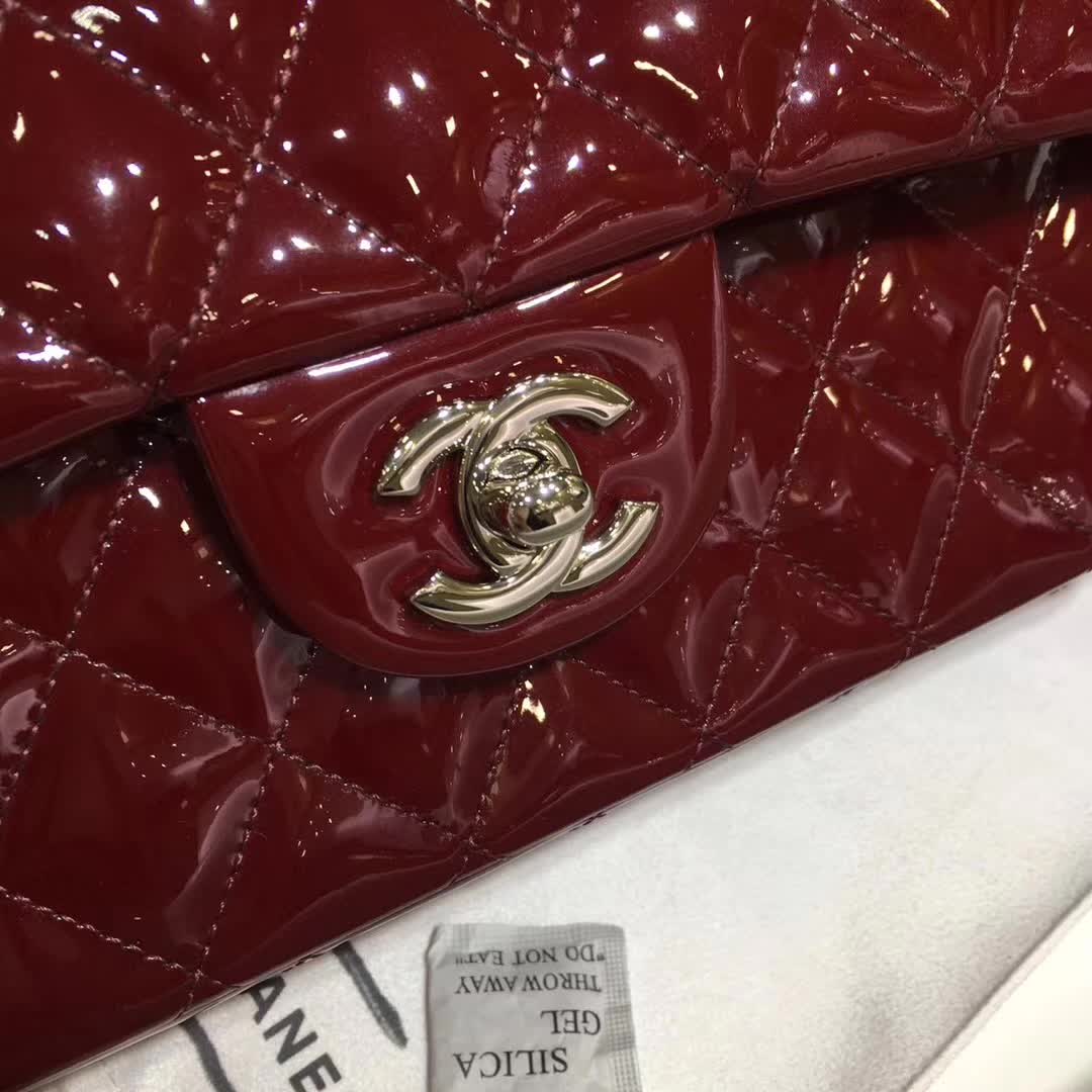 Chanel 香奈儿 Classic Flap 漆皮 酒红 25cm 银五金