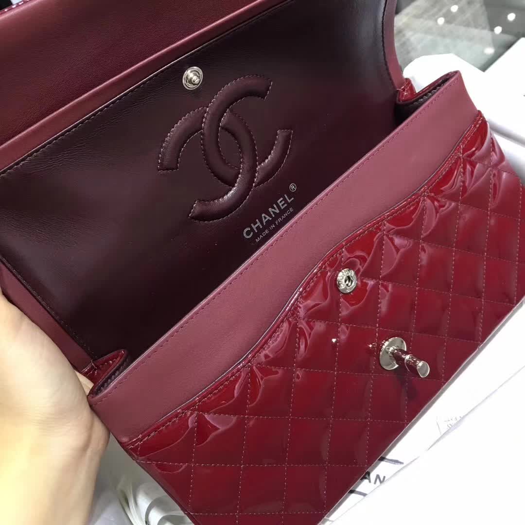 Chanel 香奈儿 Classic Flap 漆皮 酒红 25cm 银五金