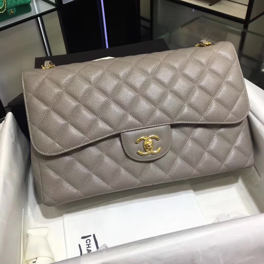 Chanel 香奈儿 Classic Flap 鱼子酱 灰色 30cm 金扣