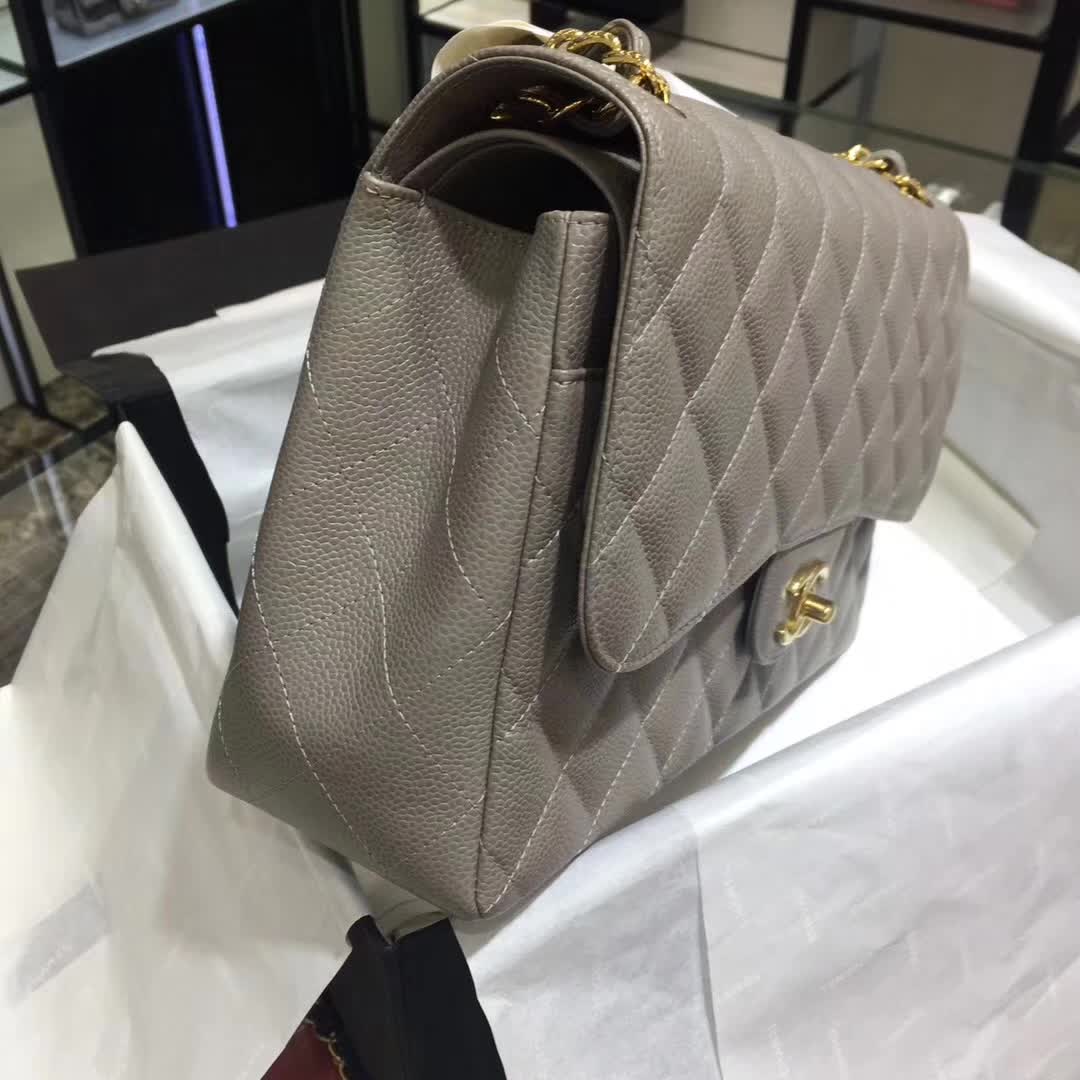 Chanel 香奈儿 Classic Flap 鱼子酱 灰色 30cm 金扣