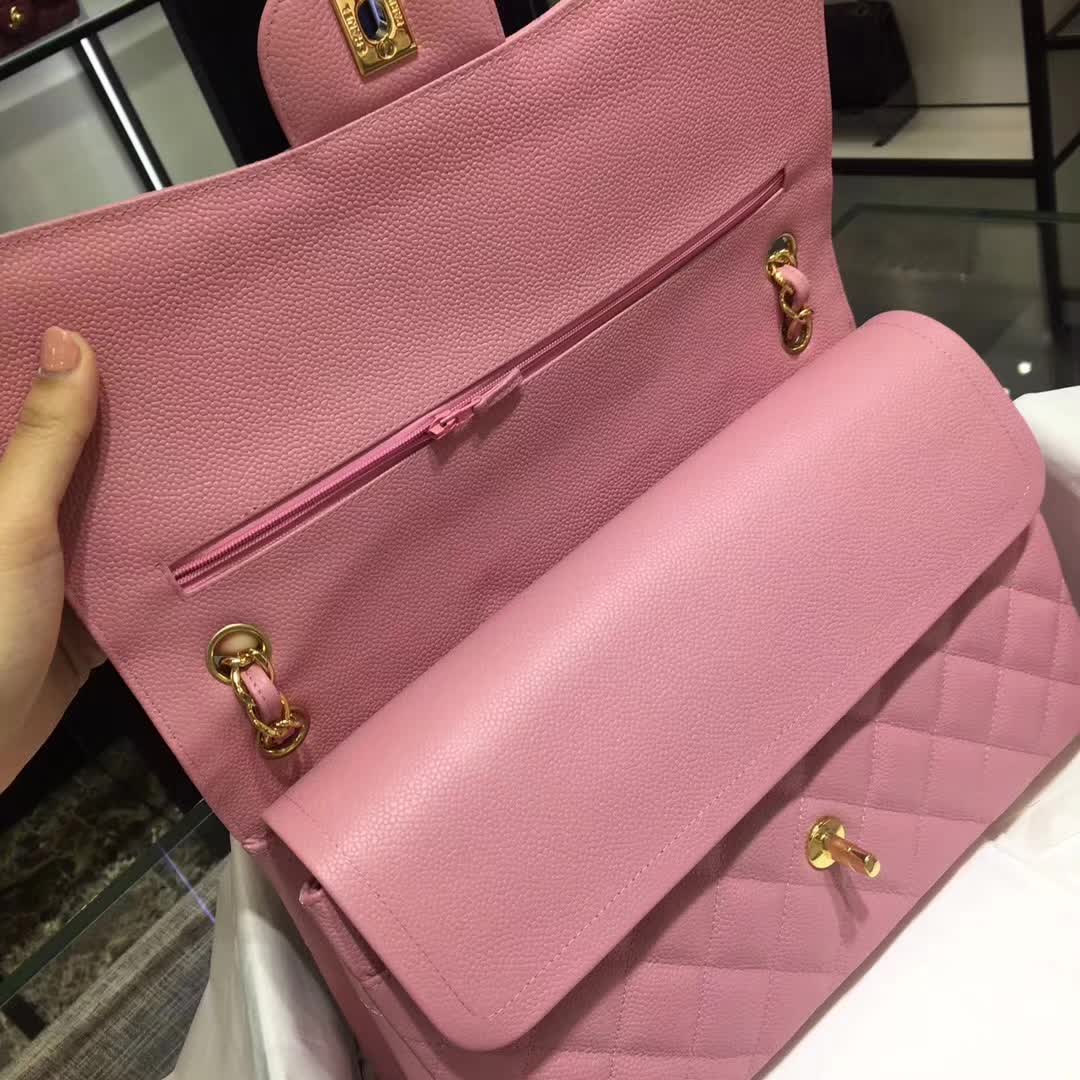 Chanel 香奈儿 Classic Flap 鱼子酱 桃粉 30cm 金色五金