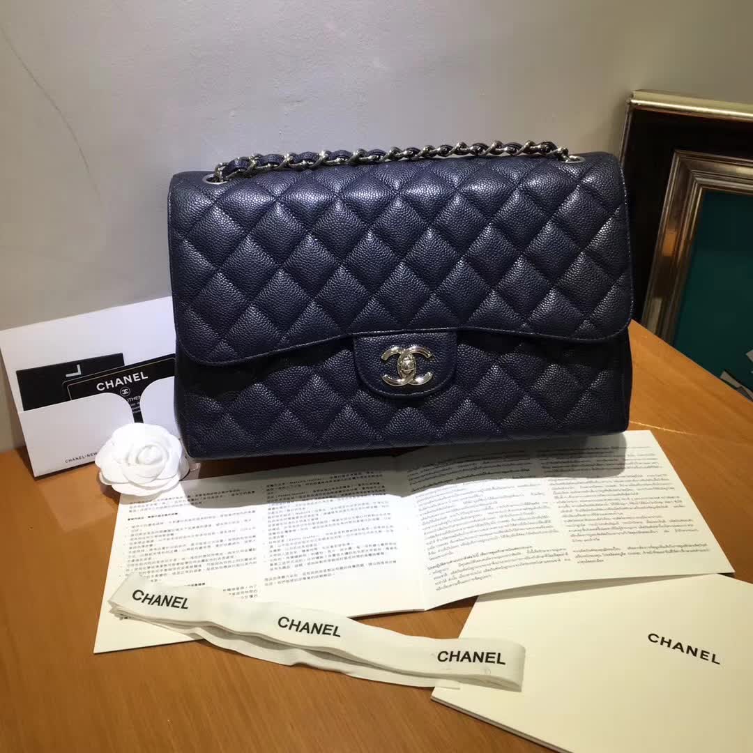 Chanel 香奈儿 Classic Flap 鱼子酱 海军蓝 30cm 银五金