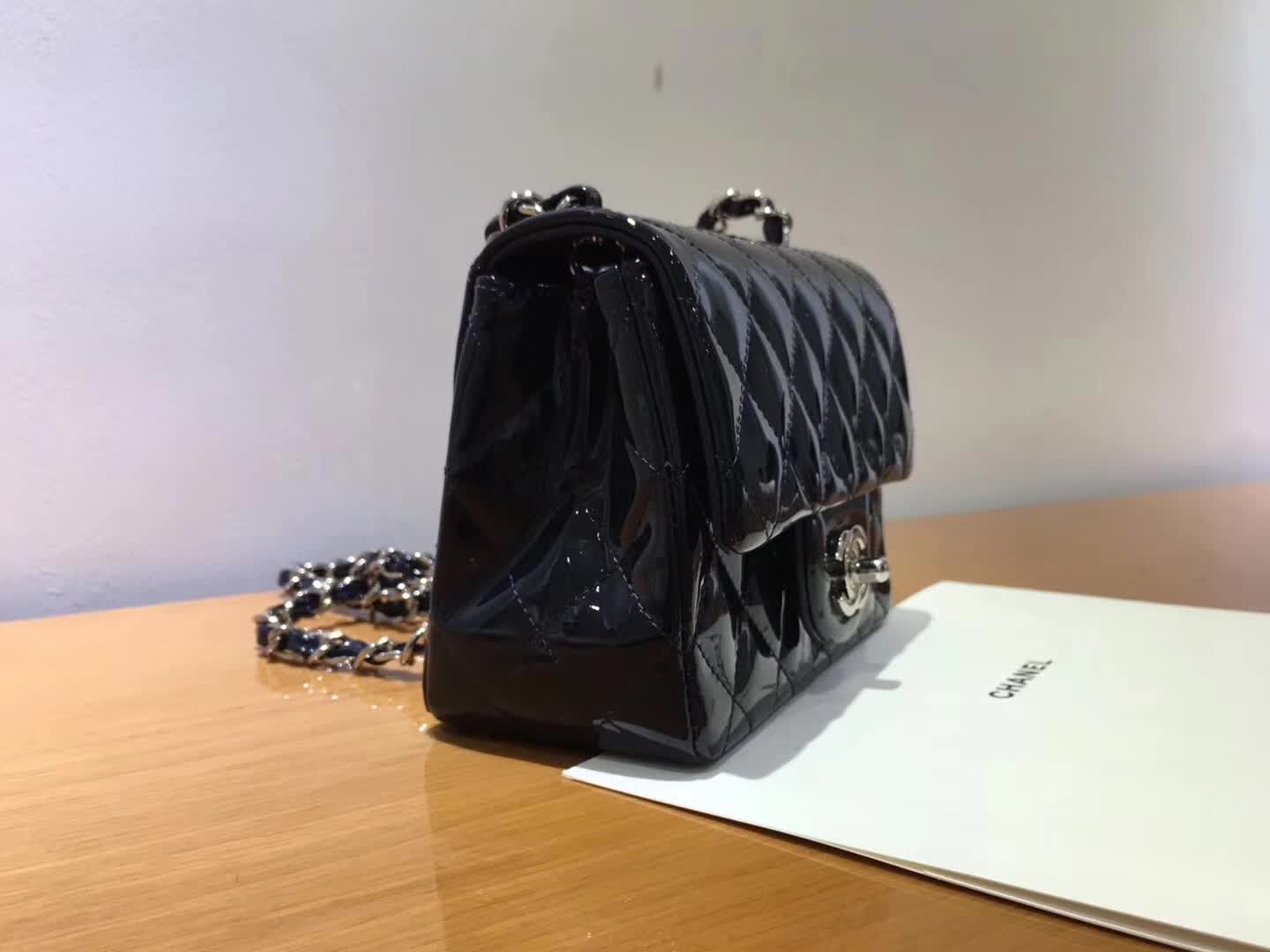 Chanel 香奈儿 Classic Flap 漆皮 宝石蓝 17cm  银
