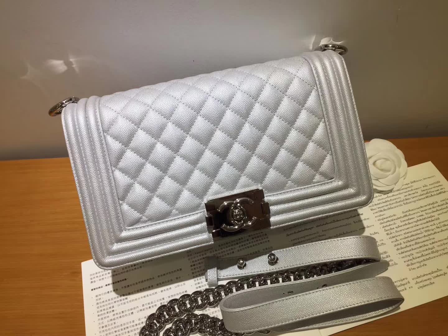 Chanel 香奈儿 Leboy 小鱼子酱 银色 25cm 银五金