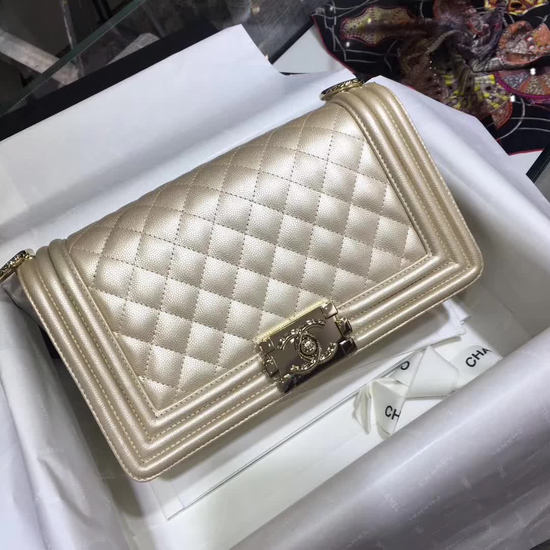 Chanel 香奈儿 Leboy 小鱼子酱 金色 25cm 浅金色五金