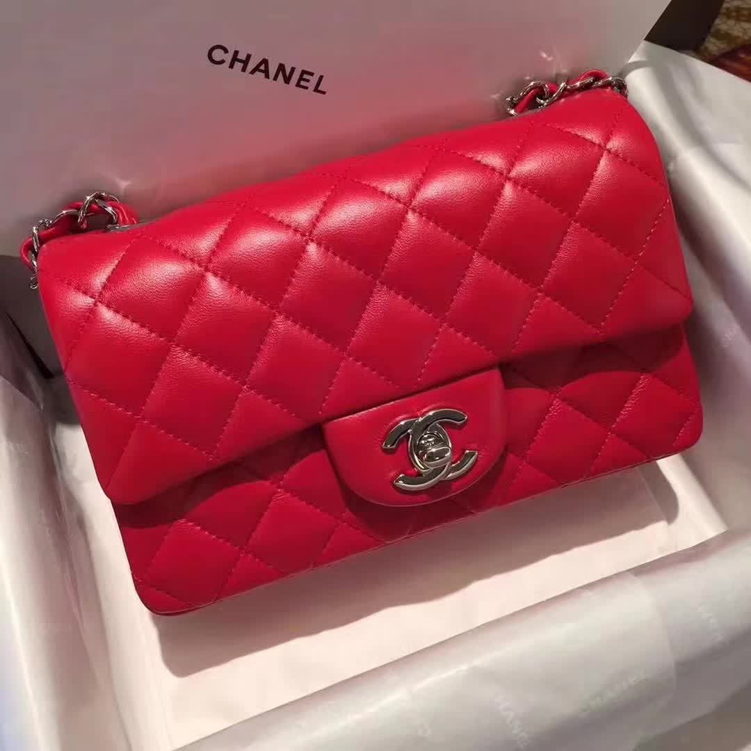 Chanel 香奈儿 Classic Flap 小羊皮 大红 20cm 银五金