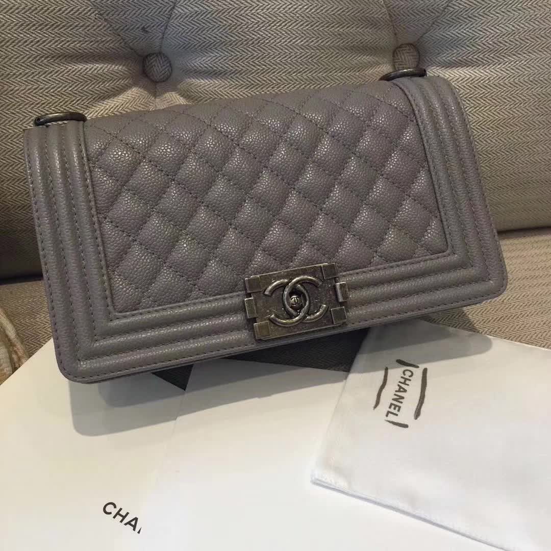 Chanel 香奈儿 Leboy 鱼子酱 灰色 25cm 古银五金