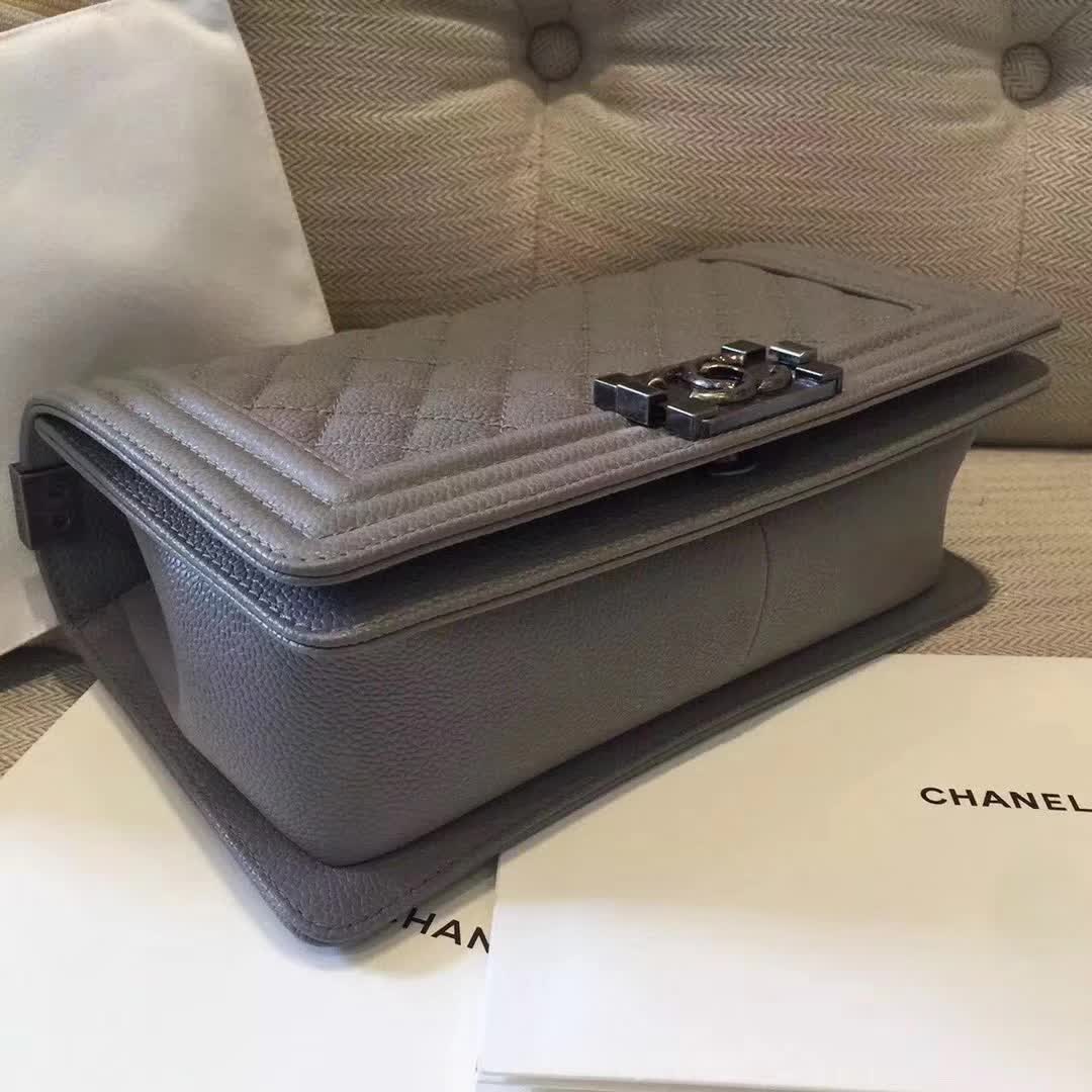 Chanel 香奈儿 Leboy 鱼子酱 灰色 25cm 古银五金