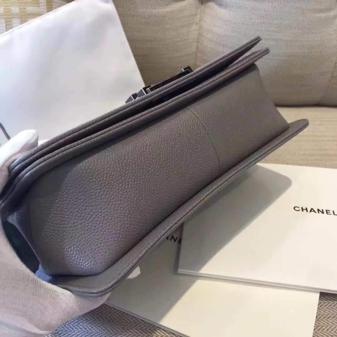 Chanel 香奈儿 Leboy 鱼子酱 灰色 25cm 古银五金