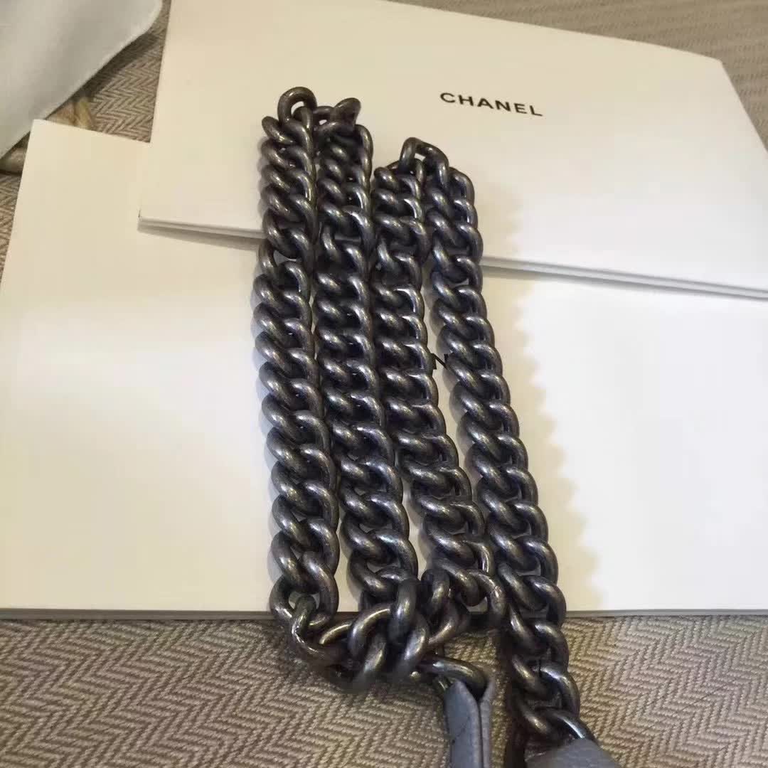 Chanel 香奈儿 Leboy 鱼子酱 灰色 25cm 古银五金