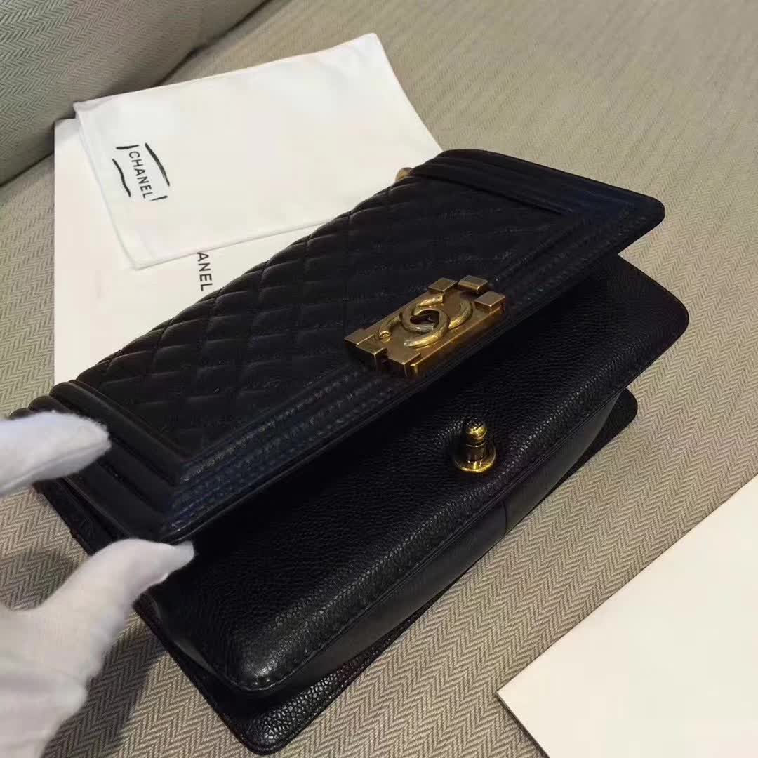 Chanel 香奈儿 Leboy  鱼子酱 黑色 25cm 古金五金