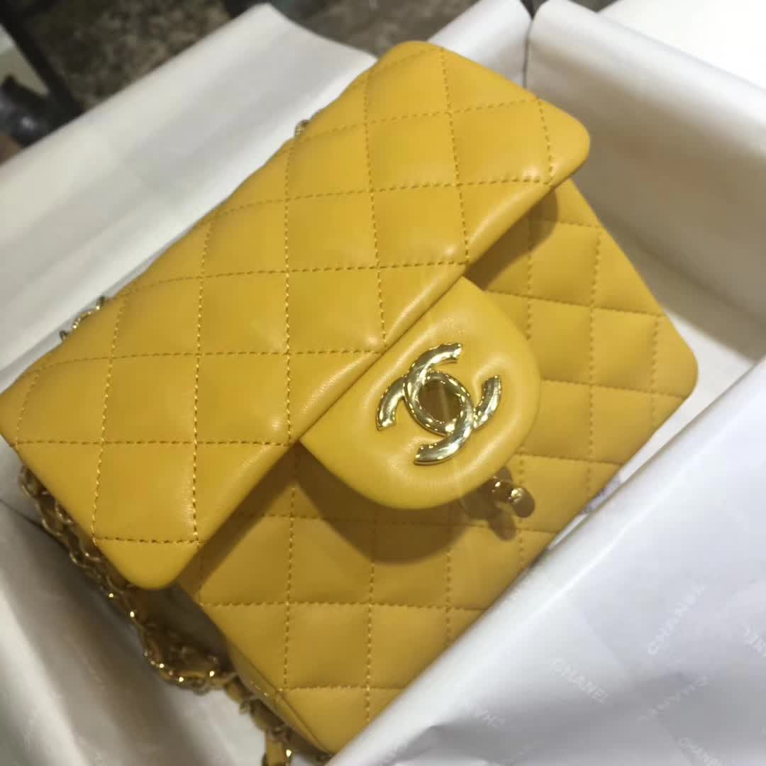 Chanel 香奈儿 Classic Flap 17CM 羊皮 向日葵黄