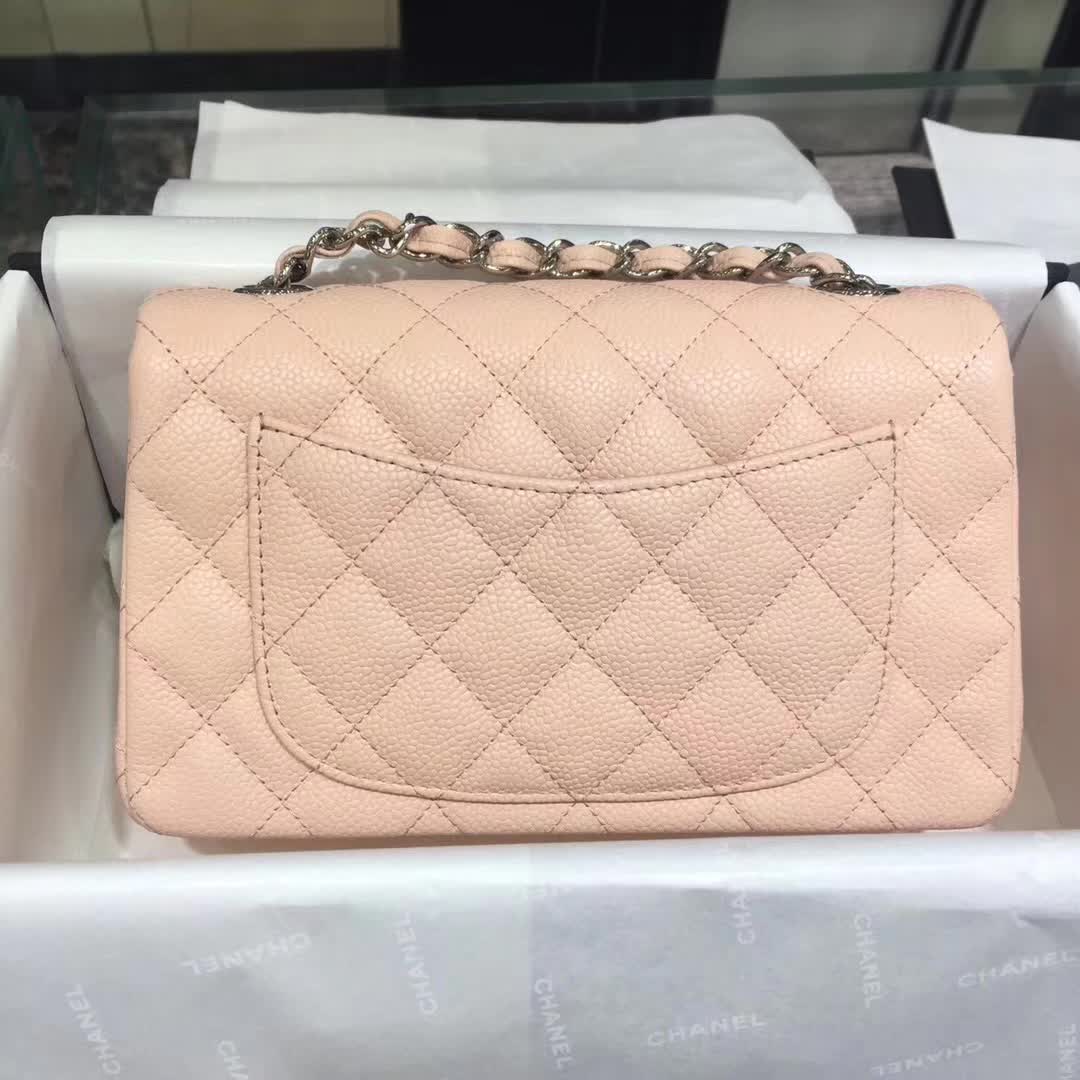 Chanel 香奈儿 Classic Flap 鱼子酱 裸粉色 20cm 银五金 现货