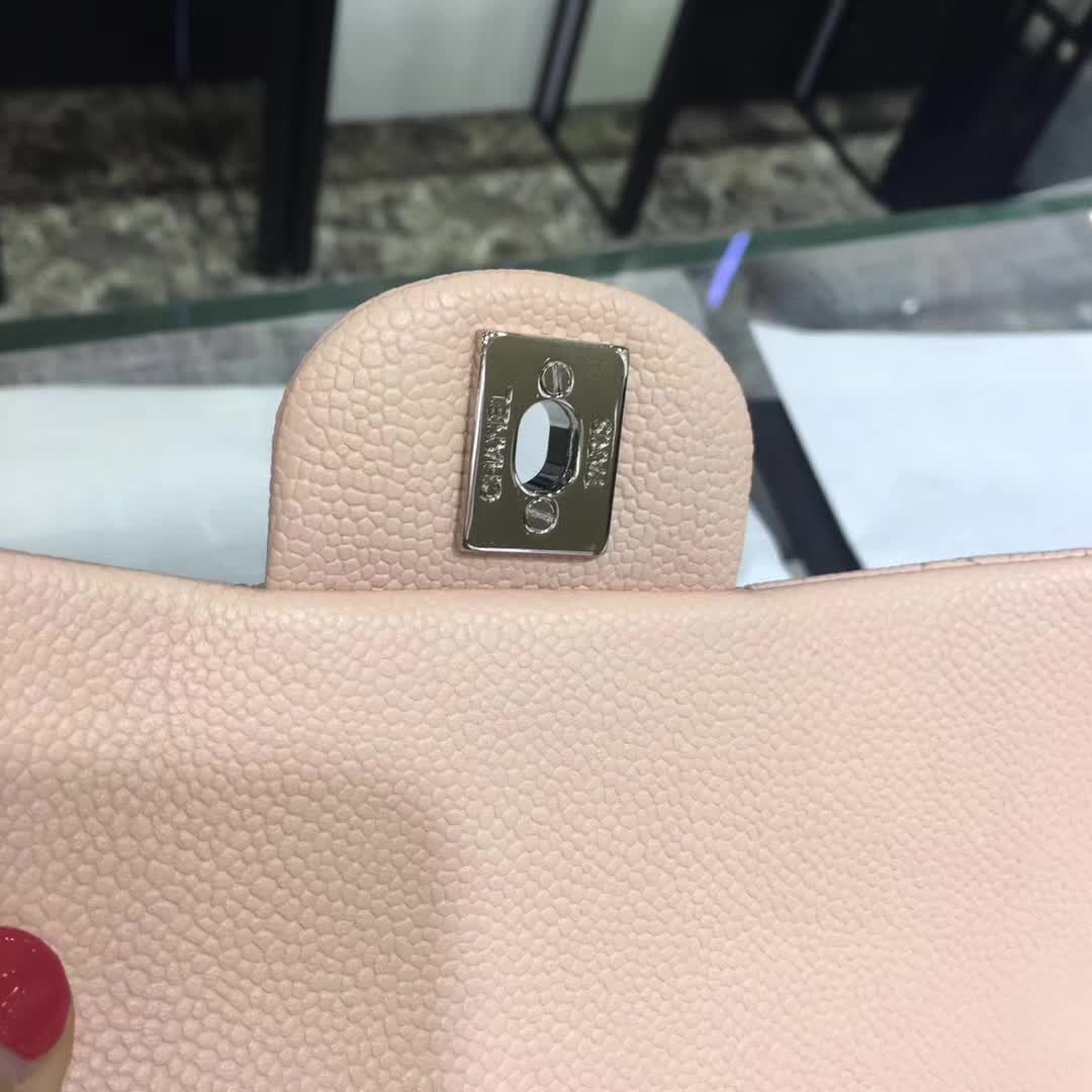 Chanel 香奈儿 Classic Flap 鱼子酱 裸粉色 20cm 银五金 现货