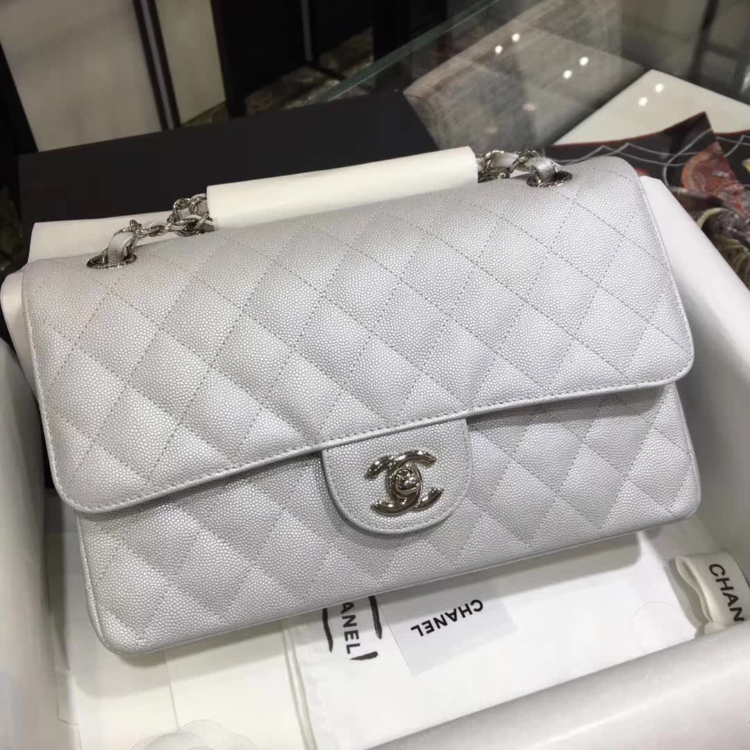 Chanel 香奈儿 Classic Flap 小鱼子酱 银色 25 银五金 （现货）