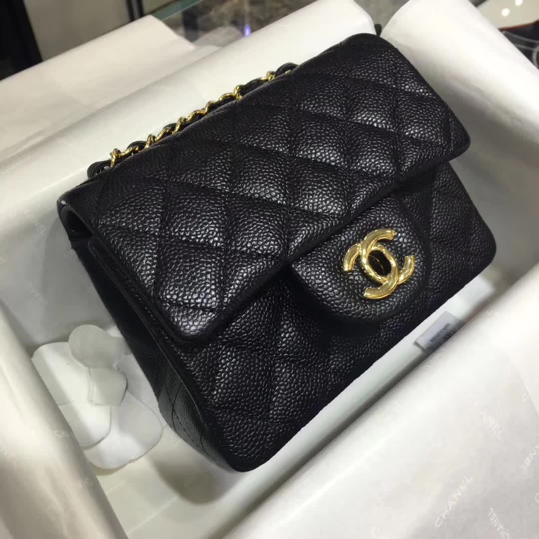 Chanel 香奈儿 Classic Flap 鱼子酱 黑色 17cm 金扣（现货）