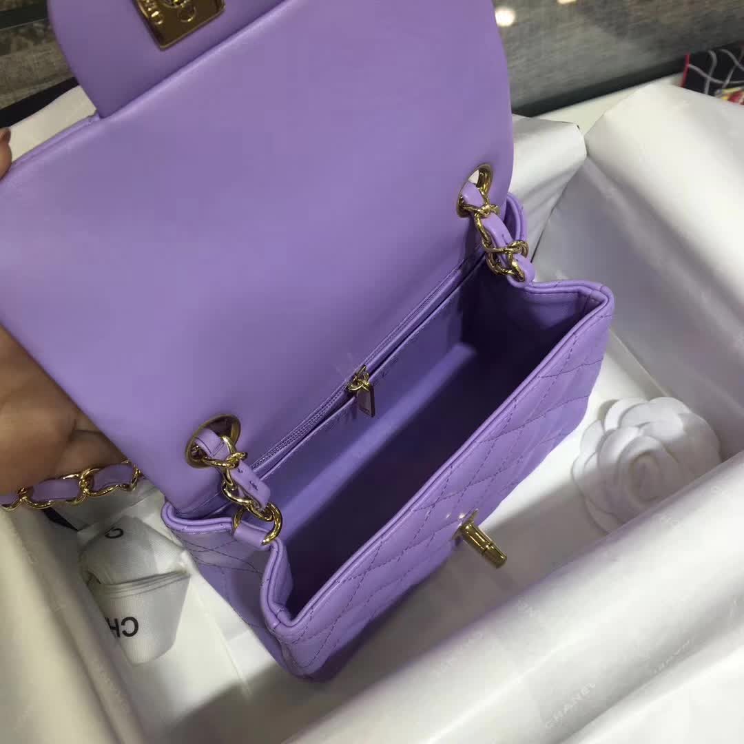 Chanel 香奈儿 Classic Flap 小羊皮 薰衣草紫 17cm 金色五金