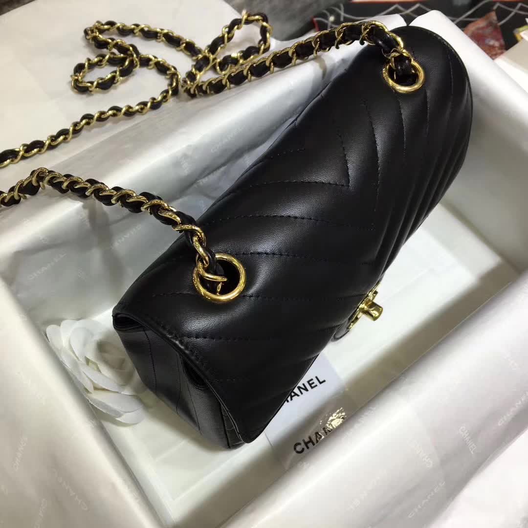 Chanel 香奈儿 V字绣 小羊皮 黑色 25cm 金色