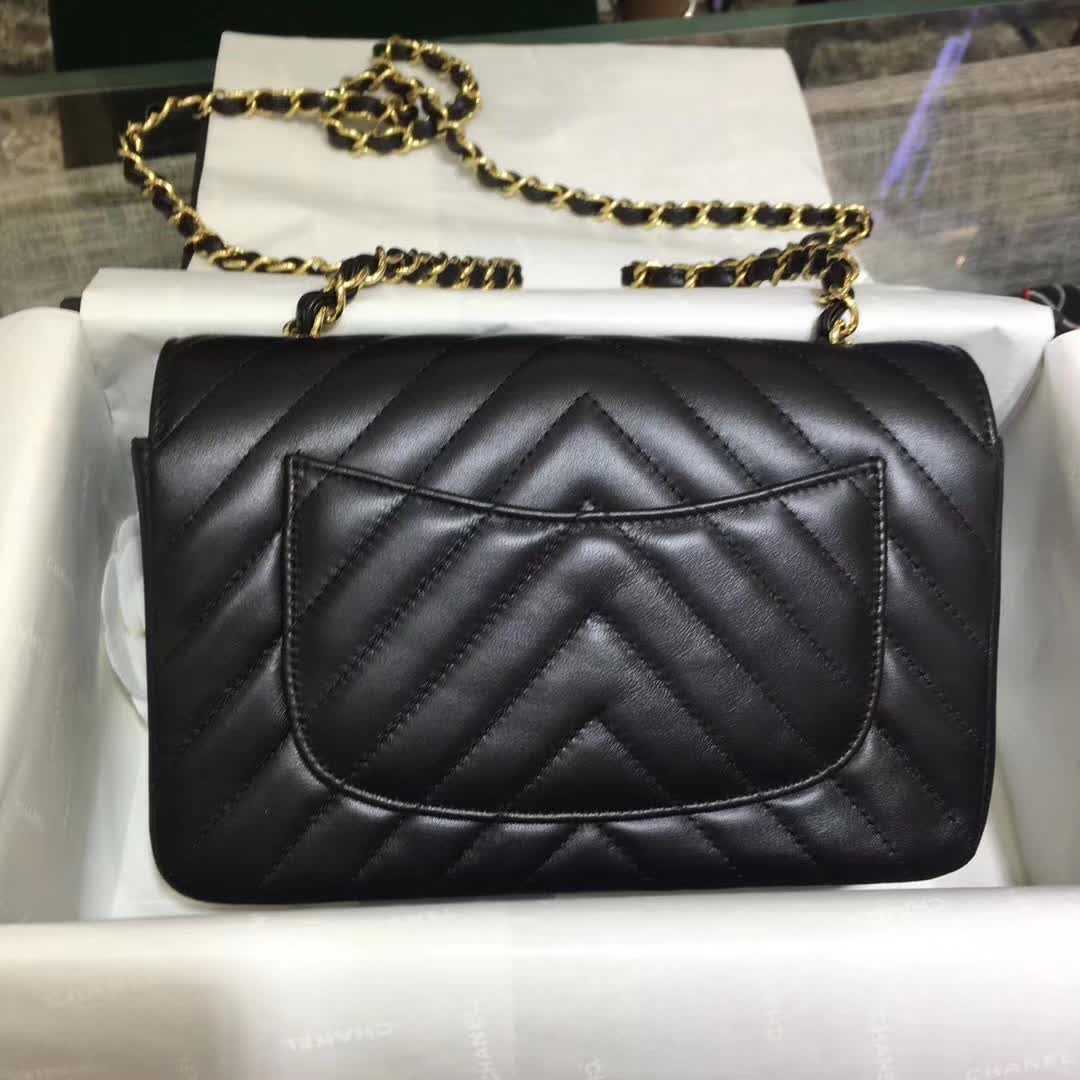 Chanel 香奈儿 V字绣 小羊皮 黑色 25cm 金色