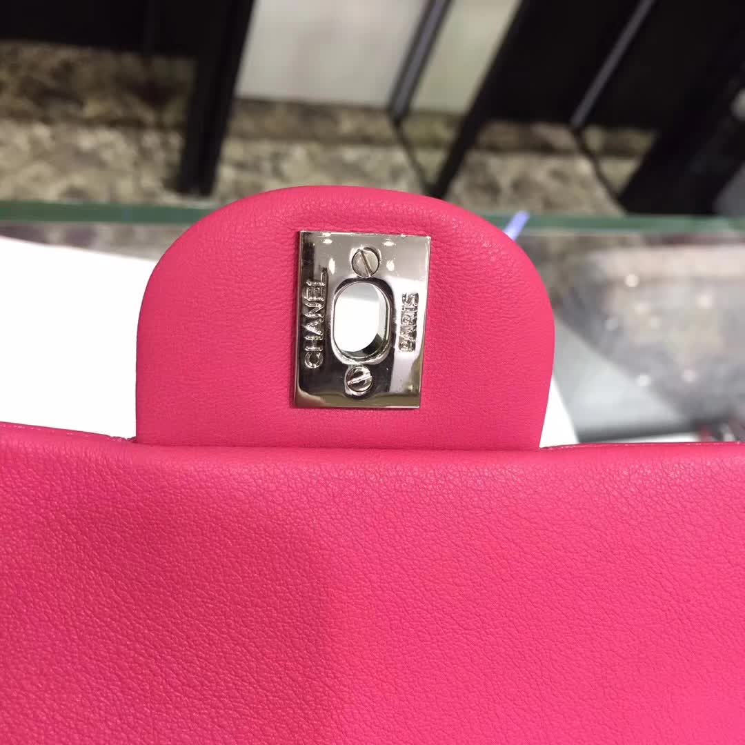 Chanel 香奈儿 Classic Flap 漆皮 玫红色 20cm 五金：银