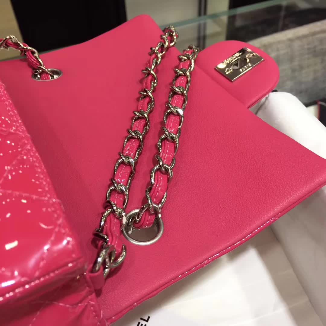 Chanel 香奈儿 Classic Flap 漆皮 玫红色 20cm 五金：银