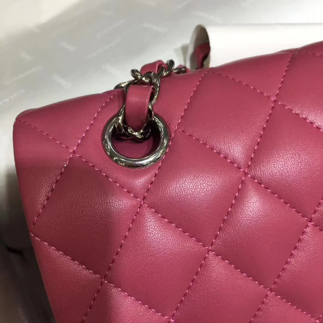 Chanel 香奈儿 Classic Flap 小羊皮 桃粉 25cm 银扣