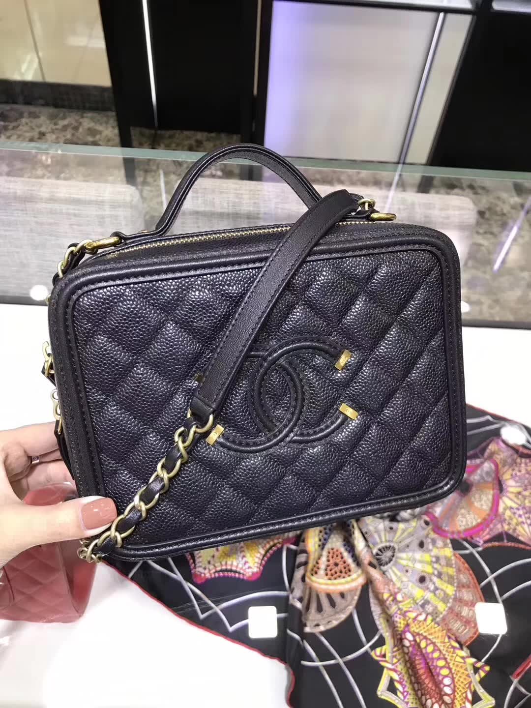 Chanel 香奈儿 小鱼子酱 金扣 广州白云皮具城 