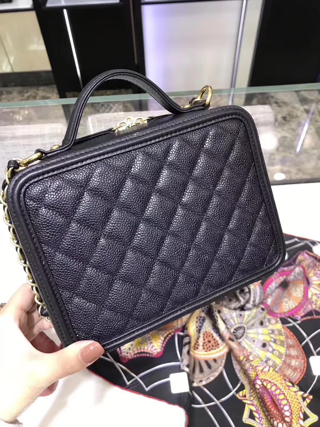Chanel 香奈儿 小鱼子酱 金扣 广州白云皮具城 