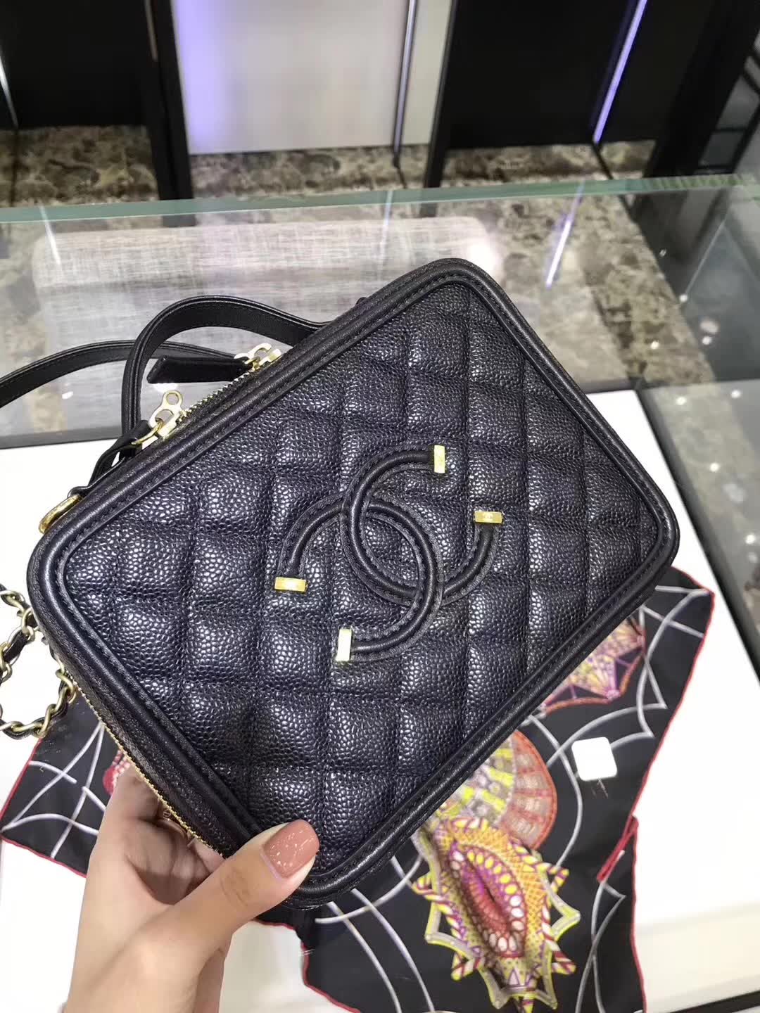 Chanel 香奈儿 小鱼子酱 金扣 广州白云皮具城 