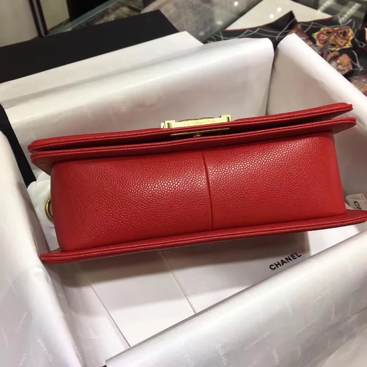 Chanel 香奈儿 Leboy 鱼子酱 大红 25cm 古金