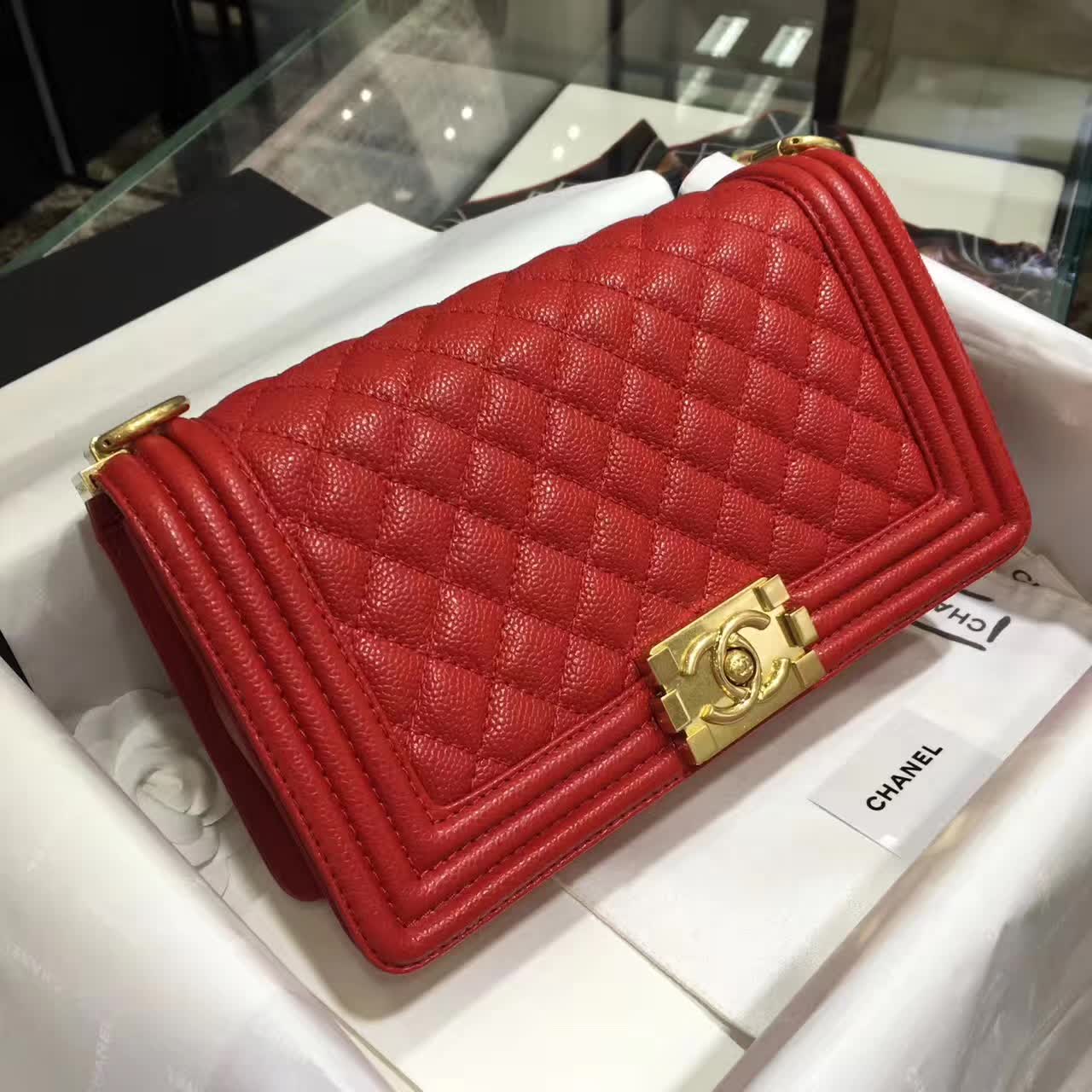 Chanel 香奈儿 Leboy 鱼子酱 大红 25cm 古金