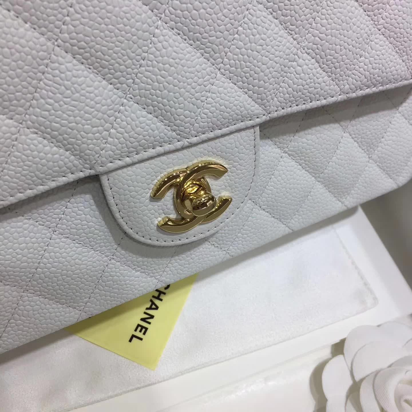 Chanel 香奈儿 Classic Flap 鱼子酱 白色 25cm 金色五金
