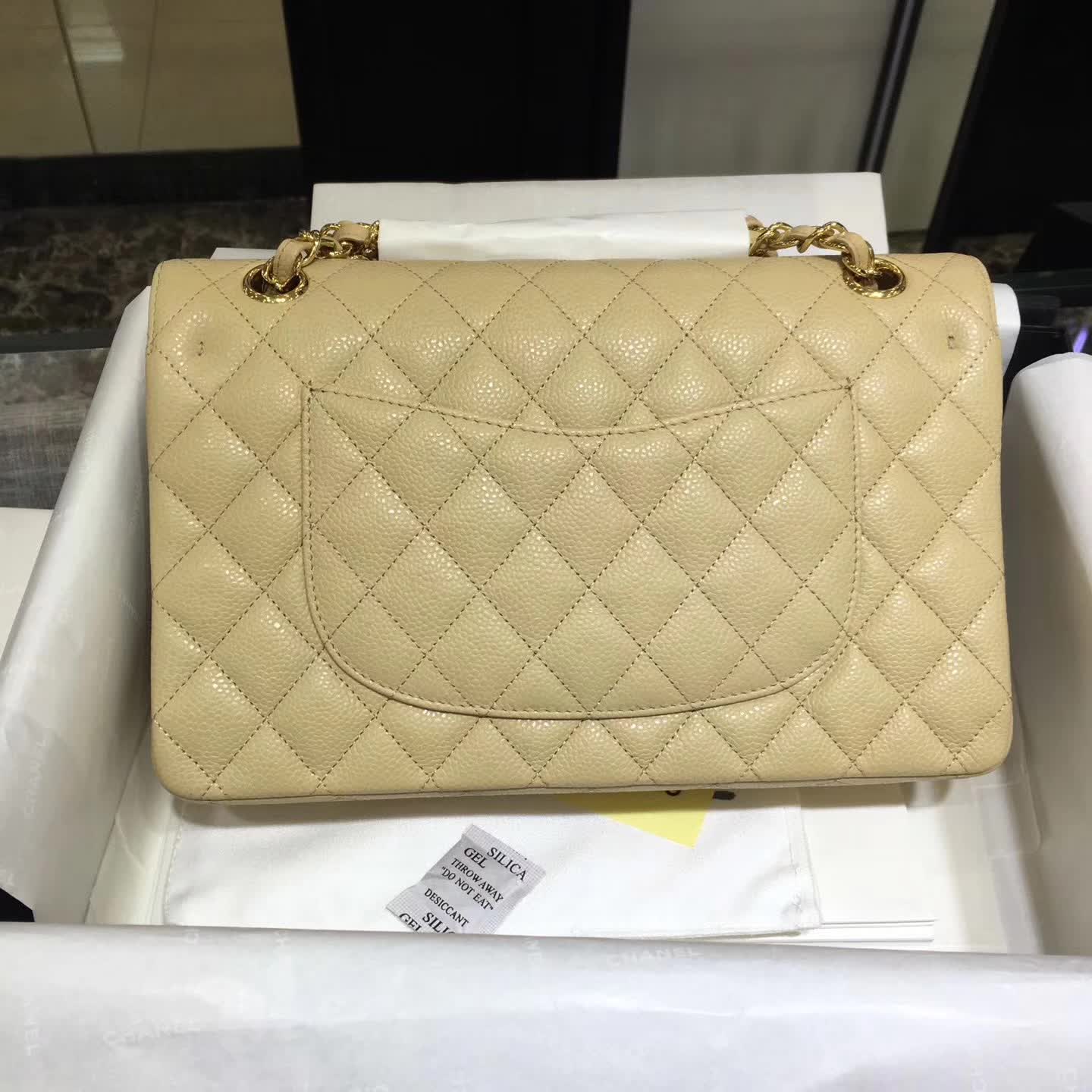 Chanel 香奈儿 Classic Flap 鱼子酱 杏色 25cm 金色五金