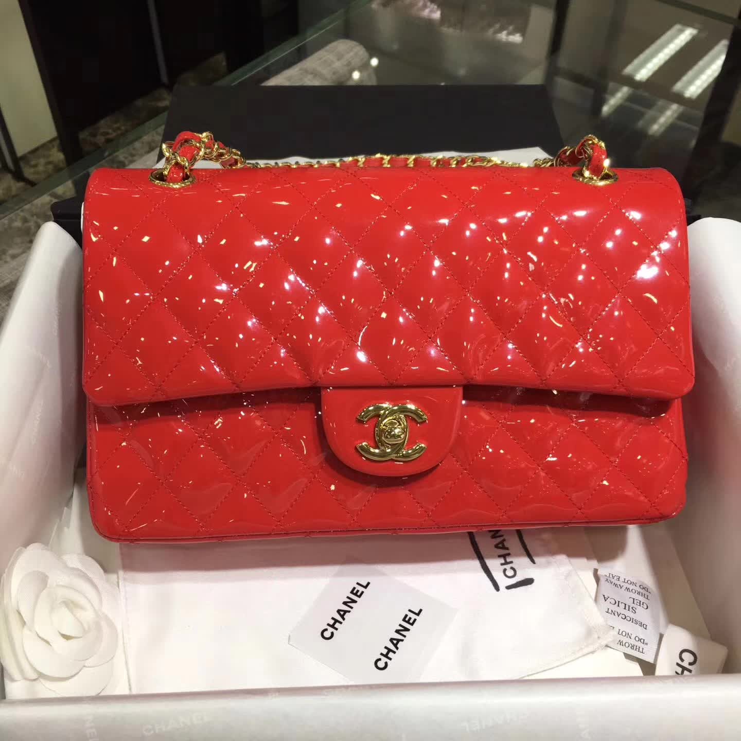 Chanel 香奈儿 Classic Flap 漆皮 大红 25 五金：金