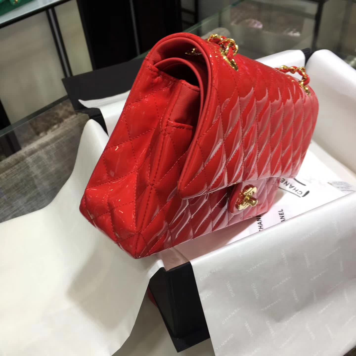Chanel 香奈儿 Classic Flap 漆皮 大红 25 五金：金