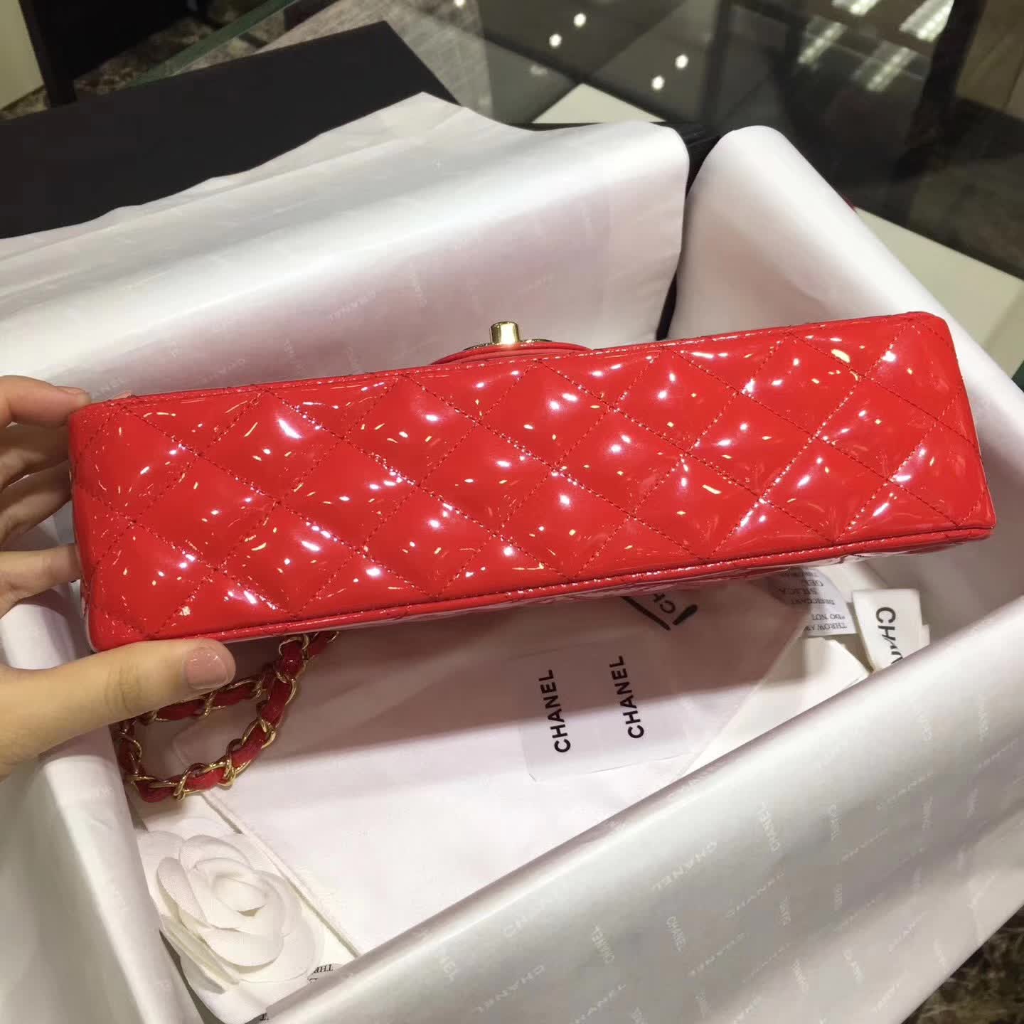 Chanel 香奈儿 Classic Flap 漆皮 大红 25 五金：金